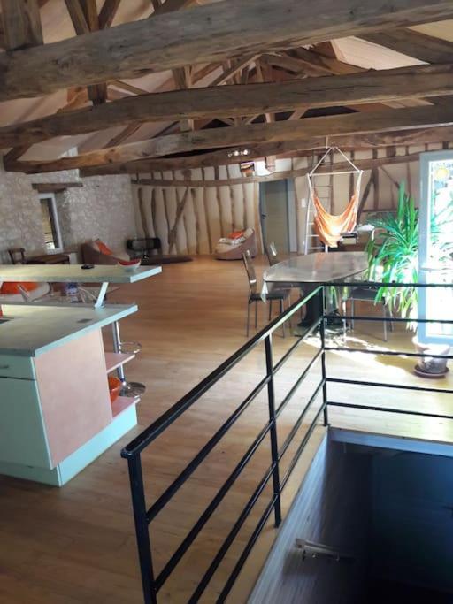 Apartment Maison Type Loft Au Coeur Du Village Simorre